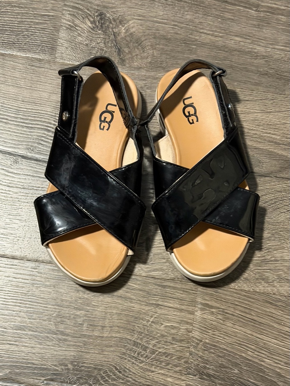 UGG Kids Black Patent Crisscross Slingback Sandals Toddler Girls 12